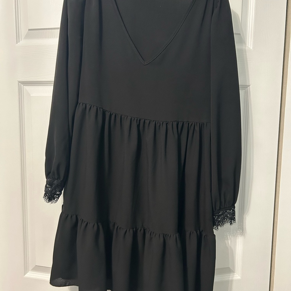 Elegant Black Long Sleeve Dress with Lace Cuffs
